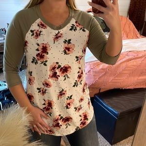 Floral & olive green top